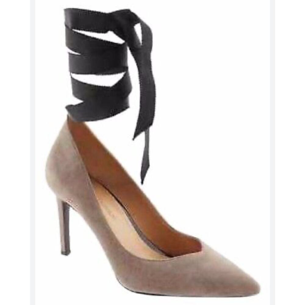 NWOT Banana Republic Maisy Ribbon Tie Pump Size 8 beige